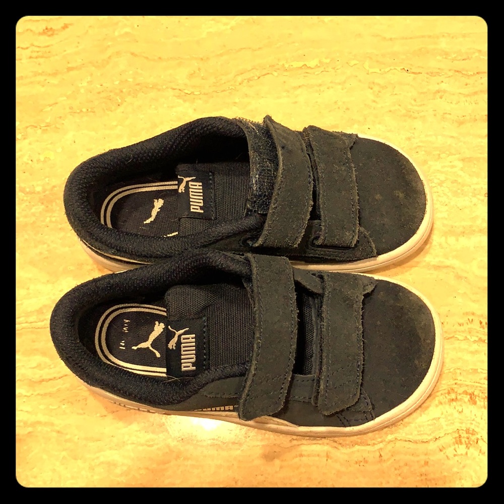 Puma Velcro sneakers